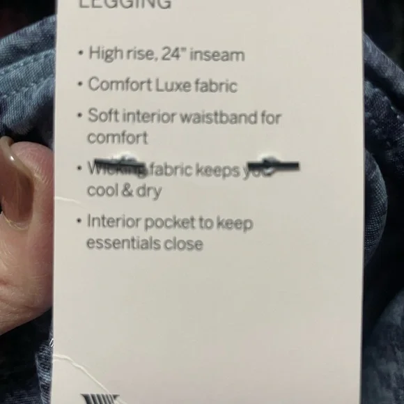 Victoria Secret On Point Blue Snakeskin Leggings - Picture 4 of 5